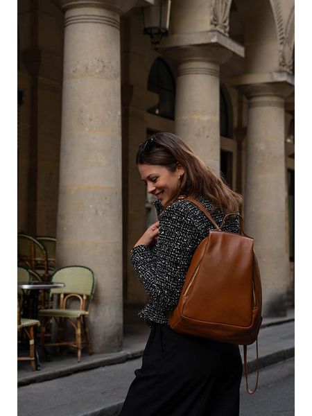 Victor & Hugo Paris Skórzany plecak "Sadie" w kolorze karmelowym - 25 x 45 x 5 cm rozmiar: onesize. Brązowe plecaki Victor & Hugo Paris. Za 427,07 zł.