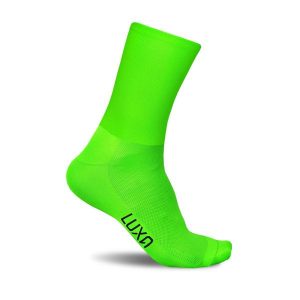Skarpety Rowerowe Unisex Luxa Fluo. Zielone skarpetki LUXA, bez wzorów, z materiału. Za 69,90 zł.
