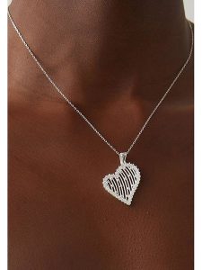 Lodie Silver Srebrny naszyjnik z cyrkoniami - dł. 42 cm rozmiar: onesize. Szare naszyjniki Lodie Silver, z cyrkonią, srebrne. Za 107,45 zł.