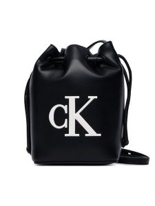 Calvin Klein Torebka Bold Ck Mini Bucket Crossbody LV04F3870G Czarny. Czarne listonoszki Calvin Klein, bez wzorów, ze skóry, bez dodatków. Za 329,99 zł.