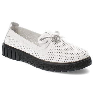 Białe Mokasyny Filippo Eleganckie Wsuwane Obuwie Damskie. Białe półbuty Filippo, na lato, bez wzorów, z materiału, bez obcasa, bez zapięcia. Za 161,99 zł.