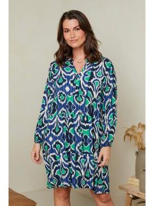 Curvy Lady Sukienka w kolorze granatowym rozmiar: 48/50. Niebieskie sukienki Curvy Lady, bez wzorów, z wiskozy, klasyczne, bez kołnierzyka, bez ramiączek, midi. Za 65,69 zł.