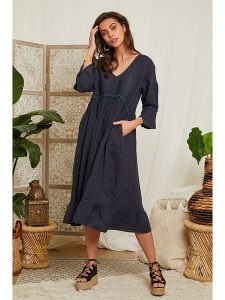 Lin Passion Lniana sukienka w kolorze granatowym rozmiar: 40/42. Niebieskie sukienki Lin Passion, bez wzorów, ze lnu, klasyczne, bez kołnierzyka, bez ramiączek, midi. Za 173,99 zł.