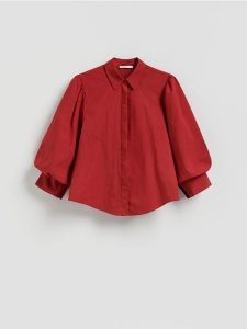 Koszula z bufiastymi rękawami - czerwony. Czerwone koszule Reserved, l, bez wzorów, z bawełny, bez kołnierzyka, bez ramiączek. Za 139,99 zł.