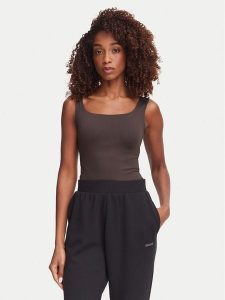 Guess Top V6YP18 K4788 Brązowy ciemny Slim Fit. Brązowe topy Guess, l, z aplikacjami, z syntetyku, bez kołnierzyka, bez ramiączek. Za 194,99 zł.