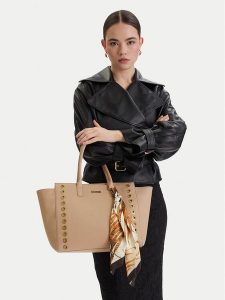 Just Cavalli Torebka 80RA4BF3 ZSB81 Beżowy. Brązowe shopper bag Just Cavalli, bez wzorów, ze skóry, bez dodatków. Za 764,99 zł.