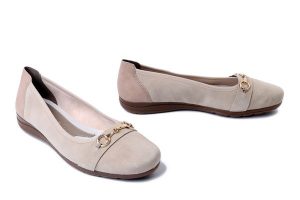 RIEKER L9360-60 beige, czółenka damskie. Brązowe balerinki Rieker, bez wzorów, bez obcasa, bez zapięcia. Za 319,90 zł.