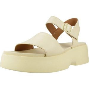 Sandały CAMPER GOBI FLORA Żółty. Żółte sandały Camper, bez wzorów, ze skóry, bez obcasa, bez zapięcia. Za 575,90 zł.