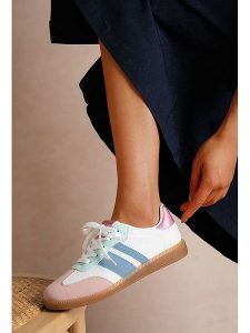 Foreverfolie Sneakersy ze wzorem rozmiar: 38. Trampki Foreverfolie, bez wzorów, bez zapięcia. Za 109,52 zł.