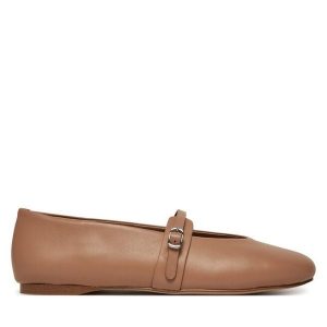 Baleriny Steve Madden. Brązowe balerinki Steve Madden, bez wzorów, bez obcasa, bez zapięcia. Za 349,99 zł.