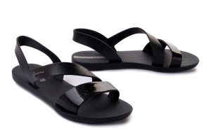 IPANEMA VIBE Sandal Fem 82429 black/glitter black, sandały damskie. Czarne sandały Ipanema, bez wzorów, bez obcasa, bez zapięcia. Za 83,94 zł.