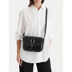 Torebka Beverly Hills Polo Club. Czarne listonoszki Beverly Hills Polo Club, bez wzorów, bez dodatków. Za 186,99 zł.