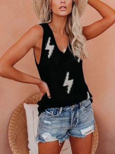 Milan Kiss Top w kolorze czarnym rozmiar: L. Czarne topy Milan Kiss, l, bez wzorów, bez kołnierzyka, bez ramiączek. Za 105,95 zł.