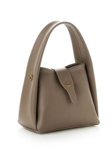 Lucky Bees Torebka w kolorze jasnobrązowym - 25 x 19 x 13 cm rozmiar: onesize. Brązowe torebki klasyczne Lucky Bees, bez wzorów, z materiału, przez ramię, bez dodatków. Za 104,45 zł.