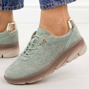 Zielone skórzane półbuty damskie Sergio Leone Sp002. Zielone półbuty Sergio Leone, na jesień, bez wzorów, z jeansu, z okrągłym noskiem, bez obcasa, na płaskiej podeszwie, bez zapięcia. Za 219,00 zł.