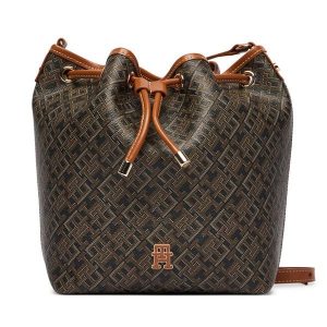 Torebka Tommy Hilfiger. Czarne torebki klasyczne TOMMY HILFIGER, bez wzorów, bez dodatków. Za 699,99 zł.