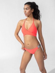 4F Góra od bikini damska S. Czerwone bikini 4f, bez wzorów, z gumy. W wyprzedaży za 4,99 zł.