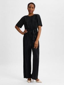 Nümph Kombinezon - Nucassy Kobiety czarny, M. Czarne kombinezony Nümph, m, bez wzorów, eleganckie, bez kołnierzyka, bez ramiączek. Za 229,95 zł.