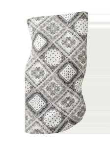 Chusta damska WINGS 180x90 cm wzór paisley bandana. Czarne apaszki i chusty WINGS, bez wzorów, z bawełny, eleganckie. Za 59,90 zł.