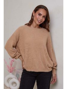 Soft Cashmere Sweter w kolorze karmelowym rozmiar: 38/40. Brązowe swetry oversize Soft Cashmere, bez wzorów, z kaszmiru, bez ramiączek. Za 171,54 zł.