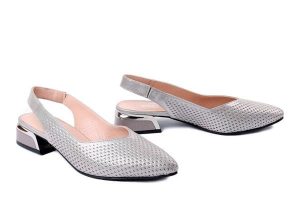 BOCCATO 049.5908 vizon saten, czółenka damskie. Żółte czółenka Boccato, bez wzorów, ze skóry, bez obcasa, na obcasie, bez zapięcia. Za 369,90 zł.