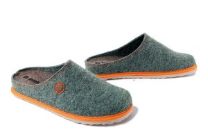 INBLU CS-39 068 zielony, kapcie damskie. Zielone kapcie Inblu, bez wzorów. Za 67,19 zł.
