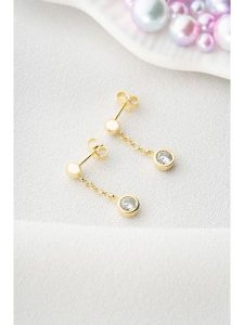 Lodie Silver Srebrne kolczyki-wkrętki z cyrkoniami rozmiar: onesize. Szare kolczyki Lodie Silver, z cyrkonią, srebrne. Za 121,80 zł.