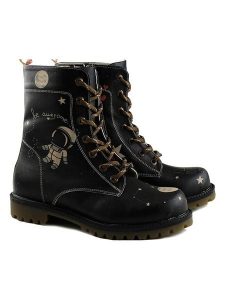 Goby Botki w kolorze czarnym ze wzorem rozmiar: 40. Czarne botki Goby, bez wzorów, z materiału, z okrągłym noskiem, bez obcasa, bez zapięcia. Za 295,99 zł.