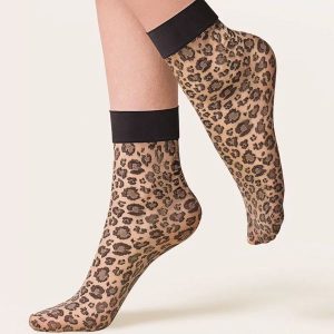 Skarpetki CATY w panterkę Gabriella 1 para beige. Brązowe skarpetki Gabriella, bez wzorów, z bawełny. Za 16,90 zł.