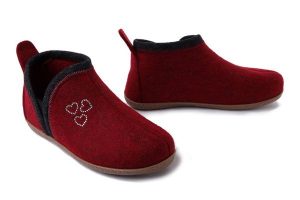 MANITU 340058-41 bordeaux, kapcie damskie. Czerwone kapcie Manitu, bez wzorów. Za 264,90 zł.
