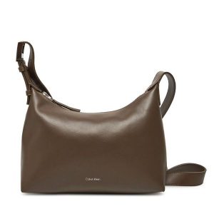 Torebka Calvin Klein. Brązowe listonoszki Calvin Klein, bez wzorów, bez dodatków. Za 309,99 zł.