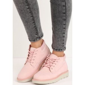 Różowe Traperki Great Deal. Buty zimowe marki Born2be. Za 59,99 zł.