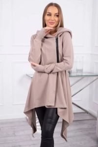 Bluza z kapturem i suwakiem na boku ciemno beżowa. Brązowe bluzy KESI, l, bez wzorów, z bawełny, z kapturem. Za 271,84 zł.