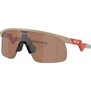 Okulary przeciwsłoneczne Oakley Resistor (Youth Fit) Patrick Mahomes II. Czerwone okulary przeciwsłoneczne Oakley. Za 576,00 zł.