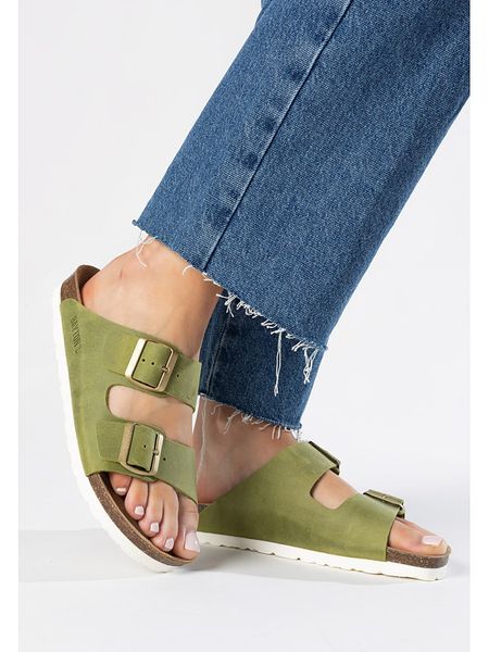 BAYTON Skórzane klapki "Atlas" w kolorze zielonym rozmiar: 39. Zielone klapki Bayton, bez wzorów, z otwartym noskiem, bez obcasa. Za 144,92 zł.