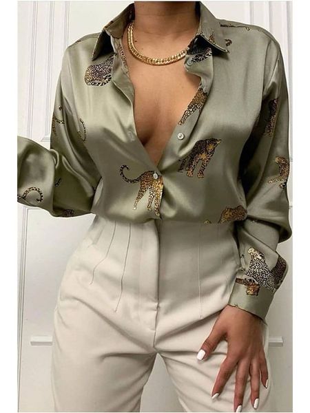 Trendyol Bluzka w kolorze khaki rozmiar: S. Brązowe bluzki Trendyol, s, bez wzorów, z jedwabiu, bez kołnierzyka, bez ramiączek. Za 87,19 zł.