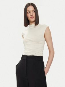 Gina Tricot Top 20883 Écru Slim Fit. Topy Gina Tricot, xl, bez wzorów, z wiskozy, bez kołnierzyka, bez ramiączek. Za 79,99 zł.