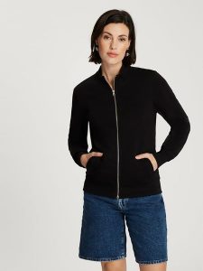 Cross Jeans Bluza w kolorze czarnym rozmiar: XL. Czarne bluzy Cross Jeans, xl, bez wzorów, z bawełny, bez kaptura. Za 105,38 zł.