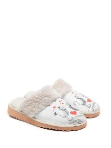 Goby Kapcie w kolorze białym ze wzorem rozmiar: 39. Białe kapcie Goby, bez wzorów, z materiału. Za 122,45 zł.