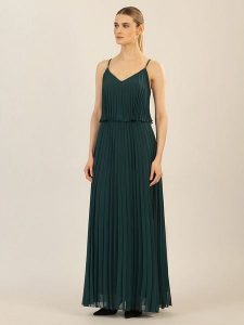 APART Sukienka w kolorze ciemnozielonym rozmiar: 38. Zielone sukienki Apart, bez wzorów, bez kołnierzyka, bez ramiączek, maxi. Za 260,99 zł.