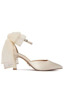 Steve Madden Szpilki Fiorela-P 11005219 Biały. Białe szpilki Steve Madden, bez wzorów, z materiału, bez obcasa. Za 583,99 zł.