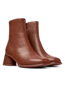 Camper Skórzane botki w kolorze jasnobrązowym rozmiar: 39. Brązowe botki Camper, bez wzorów, ze skóry, bez obcasa, bez zapięcia. Za 328,65 zł.