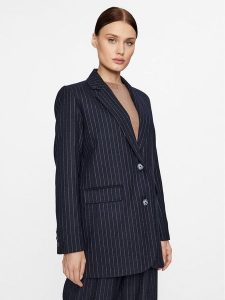 Pepe Jeans Marynarka Rene PL402287 Czarny Relaxed Fit. Czarne marynarki i żakiety Pepe Jeans, s, bez wzorów, z jeansu. Za 559,99 zł.