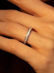 OR ÉCLAT Złoty pierścionek "Engagement" z cyrkoniami rozmiar: 58. Szare pierścionki OR ÉCLAT, z cyrkonią, złote. Za 1 304,99 zł.