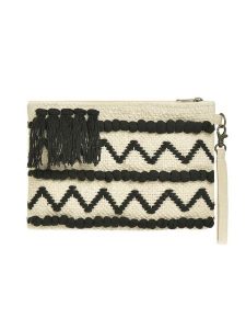 BLE Kopertówka w kolorze kremowym - 25 x 17 cm rozmiar: onesize. Brązowe torebki wieczorowe BLE, bez wzorów, z materiału, bez dodatków. Za 67,09 zł.