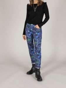 Captain Tortue Dżinsy - Slim fit - w kolorze niebieskim rozmiar: S. Niebieskie jeansy Captain Tortue, bez wzorów, z podwyższonym stanem. Za 85,38 zł.