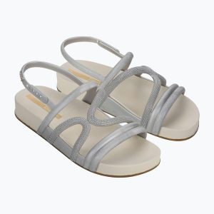 Sandały damskie Ipanema Walk. Szare sandały Ipanema, bez wzorów, bez obcasa, bez zapięcia. Za 82,99 zł.
