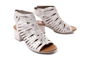 RIEKER 64676-60 beige, sandały damskie. Brązowe sandały Rieker, bez wzorów, bez obcasa, na obcasie, bez zapięcia. Za 202,93 zł.