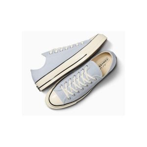 Buty Kobieta Converse Chuck 70 Ox Vintage niebieski. Niebieskie trampki Converse, bez wzorów, bez zapięcia. W wyprzedaży za 355,40 zł.