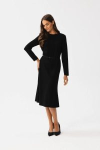 Elegancka sukienka w stylu retro czarna. Czarne sukienki Stylove, do pracy, l, bez wzorów, z elastanu, biznesowe, bez kołnierzyka, bez ramiączek, ołówkowe. Za 309,00 zł.